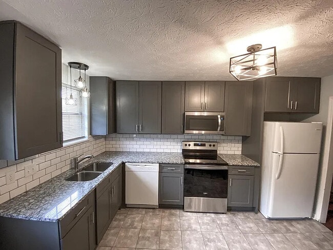 Photo - 1140 Sioux Ter