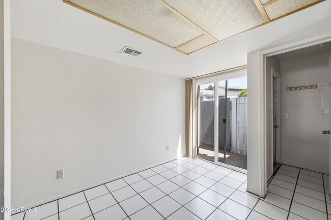 19601 N 7th St Unit 1008