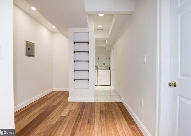 Photo - 4600 Kenmore Dr NW