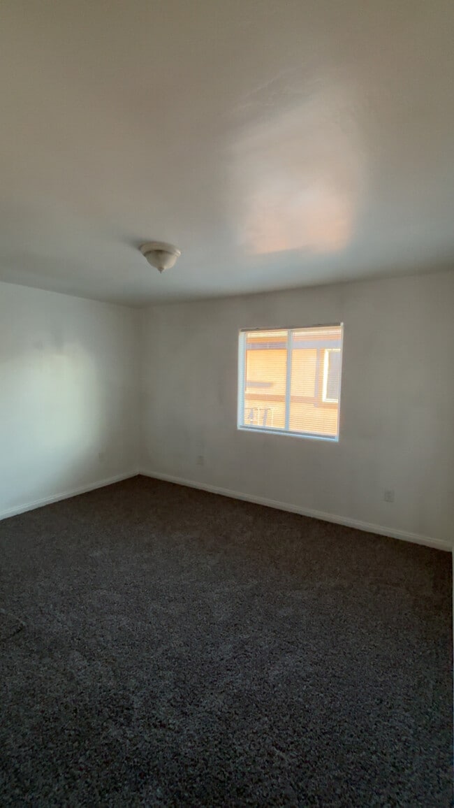 Photo - 326 Beardsley Ave Unit #c