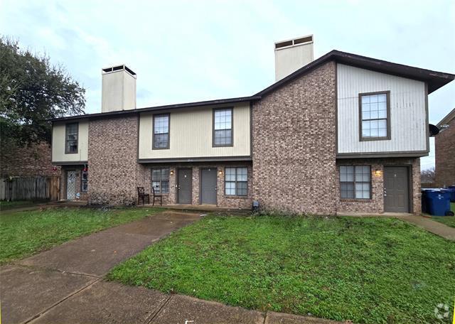 Building Photo - 2814 Wimbledon Ct Rental