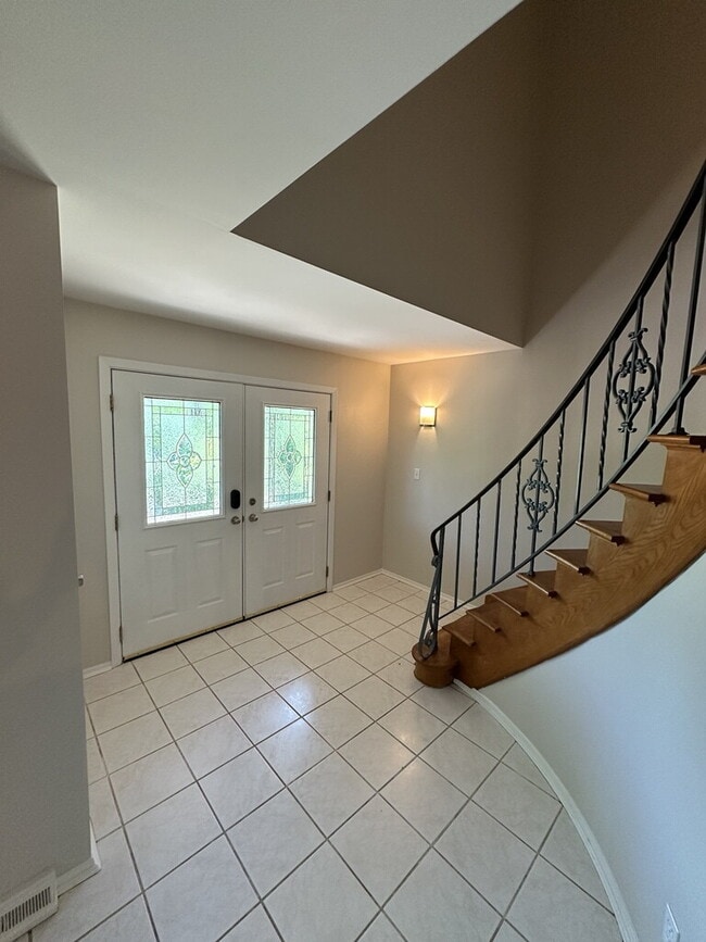 Photo - 6386 Taylor Rd