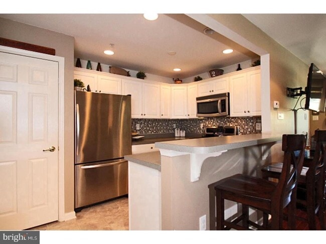 Photo - 278 Flagstone Rd