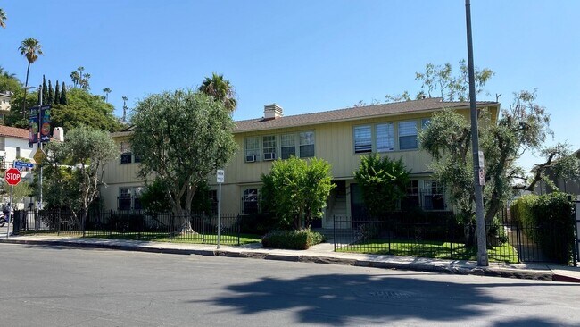 Photo - 1860 N Kingsley Dr Apartments Unit 2