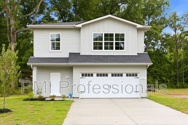 Photo - 257 Spring St