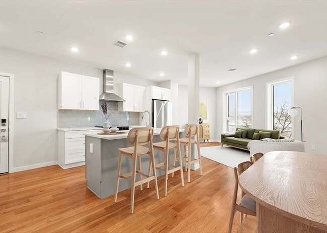 Photo - 267 Old Colony Ave Condo Unit 301