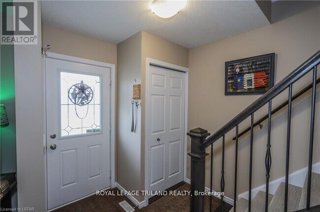 Photo - 2635 Bateman Trail