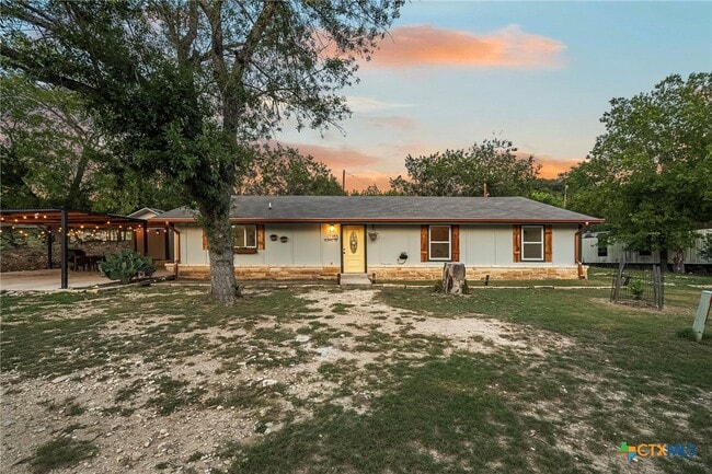 Photo - 133 Alamo Dr