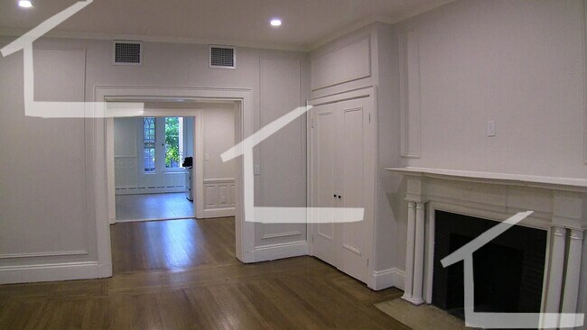 Photo - 1712 Beacon St Unit 1