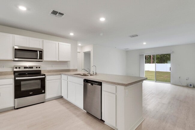 Photo - 3226 SW Nutley St