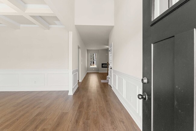 Photo - 755 Lakehaven Ln