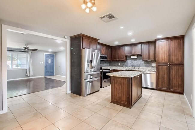 Photo - 13254 N 39th St