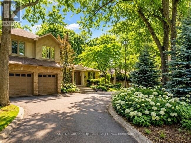 Photo - 3338 Lakeshore Rd W