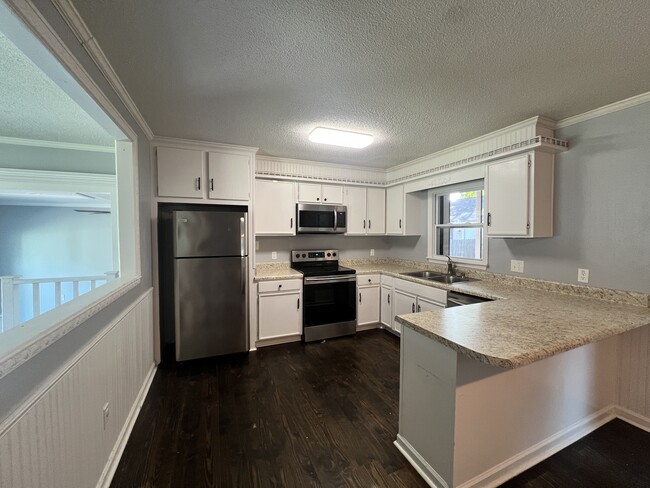 Photo - 109 Shearin Hills Dr