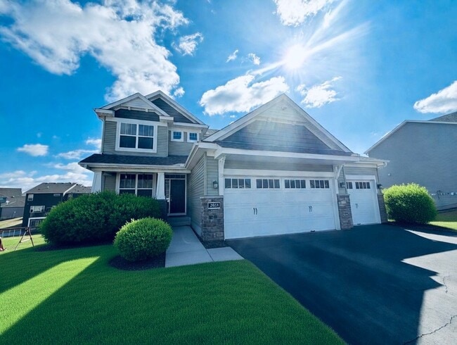 Photo - Beautiful 4 Bedroom Single Family Home in Prime Shakopee Neighborhood