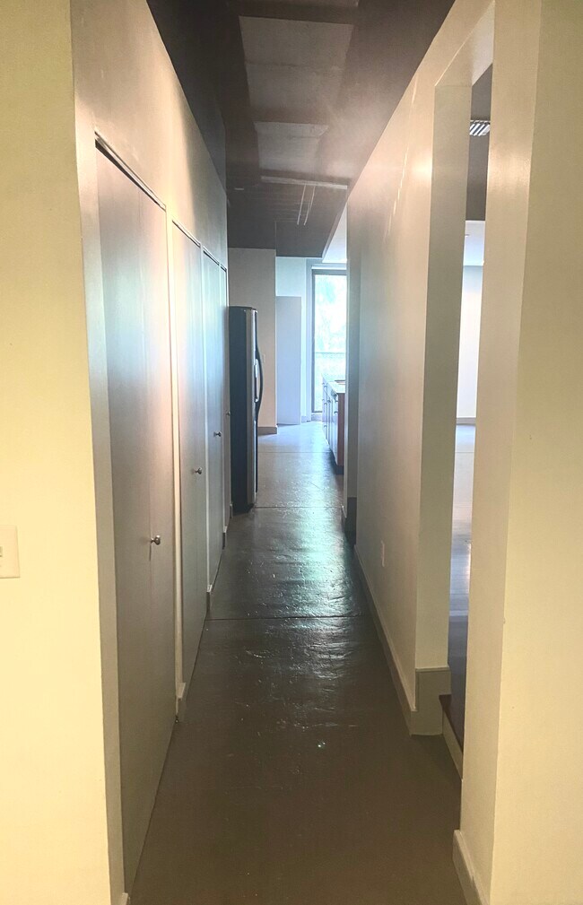 Photo - 62 W Colonial Dr Unit China Glass Warehouse