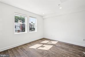 Photo - 4237 Mantua Ave