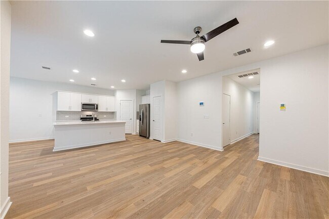 Photo - 1040 Winnsboro Lp