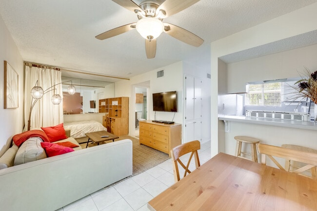 Photo - 500 E Riverside Dr Unit 171