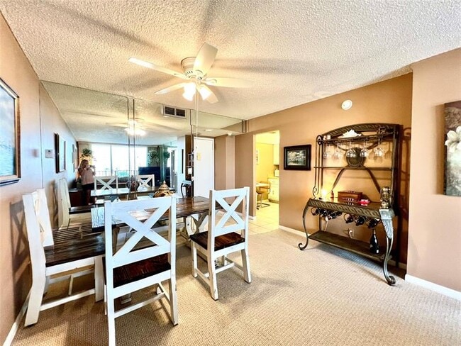 Photo - 101 Briny Ave Unidad 1005