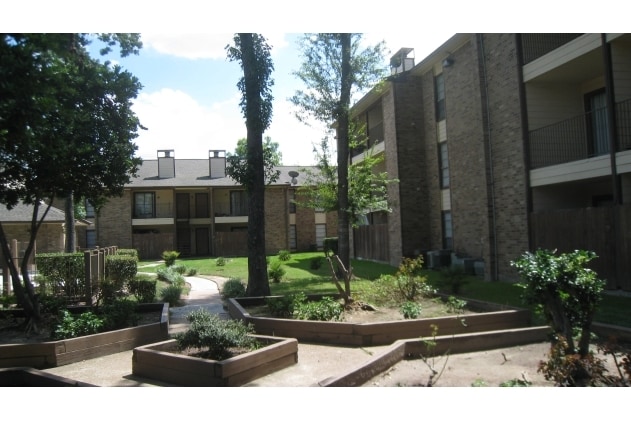 Photo - Oakridge Apartment Homes