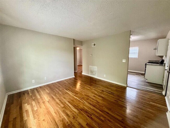 Photo - 1048 Washington St SW Unidad 6