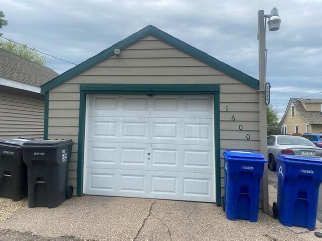 Photo - 1600 Concordia Ave Unidad 1AND2