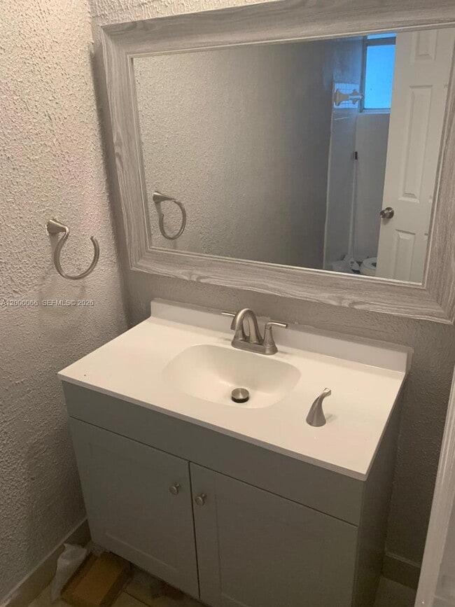 Photo - 6621 NW 30th St