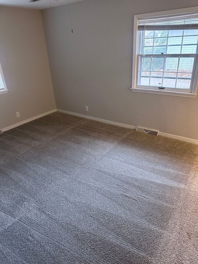 Photo - 3-bedroom, 3-bathroom Remodeled House