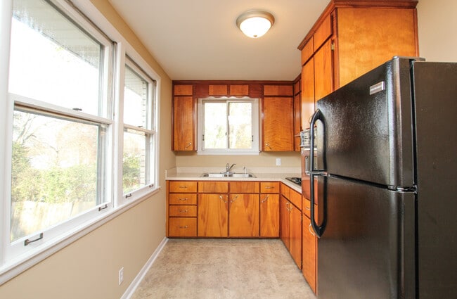 Photo - Lovely rental in Nashville with great views of the Cumberland River! Coming Soon!