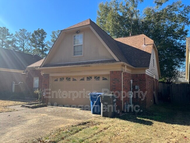 Photo - 3061 Ultragreen Ln