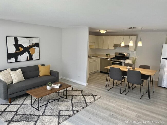 Photo - 214 Barcliffe Ln Unit 214