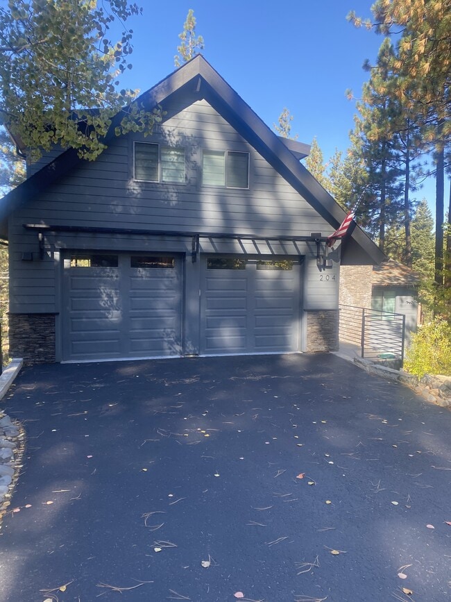 Photo - 204 Chimney Rock Rd