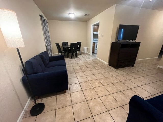 Photo - 208-216 Monarch Dr