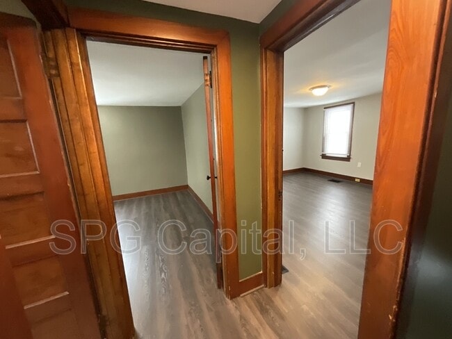 Photo - 727 N Pitt St