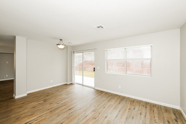 Photo - 2331 Catskill Ct