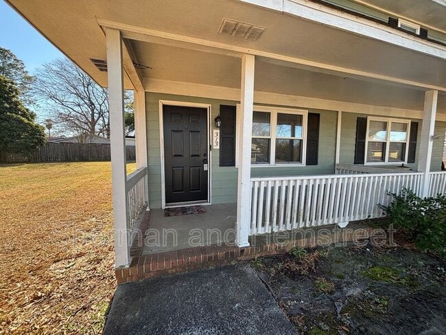 Photo - 313 Lake Ave