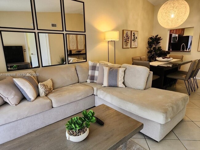 Building Photo - 21951 Soundview Terrace Unit 203