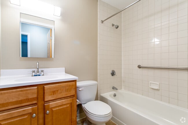 2 Hab 2 baños - Centerville Woods 55+ Community