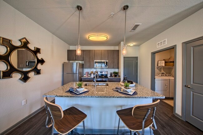 1BR, 1BA - 805SF - A2 - Kitchen