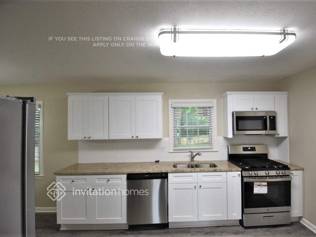 Photo - 1634 E Lake Dr