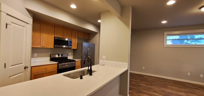 Photo - 7031 N Geneva Way