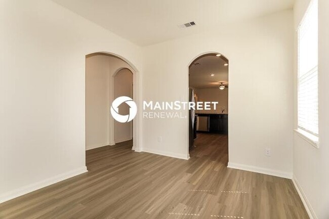 Photo - 3 Bedroom Pet-Friendly Home in Magnolia, TX with Main Street Renewal