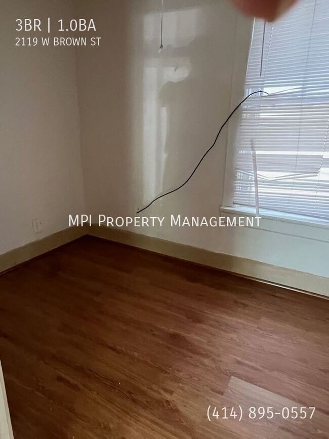 Photo - 2119 W Brown St
