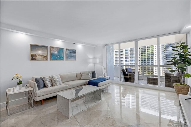 Photo - 1717 N Bayshore Dr Unit SI ID1054082P