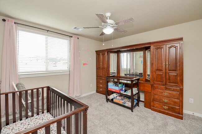 Photo - 6807 Vista Ledge Dr