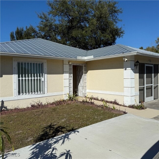 Photo - 2172 Simon Ct