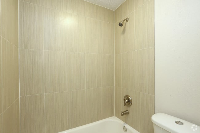 1BR-1BA 520sf