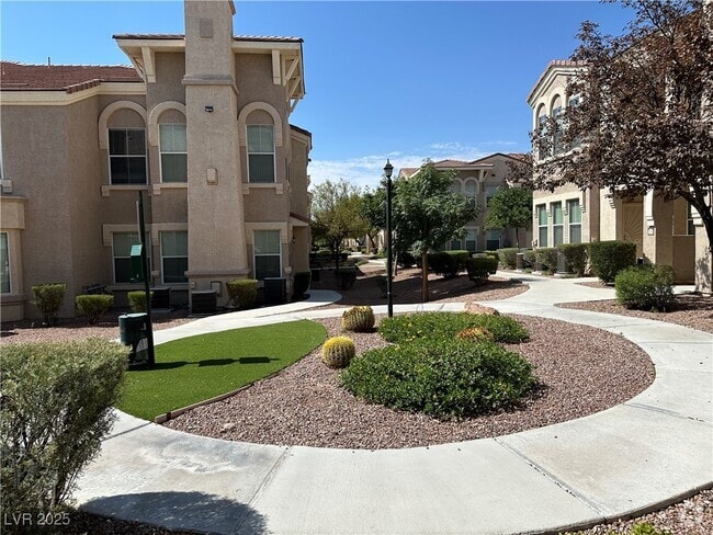 Building Photo - 10550 W Alexander Rd Unit 1123 Rental