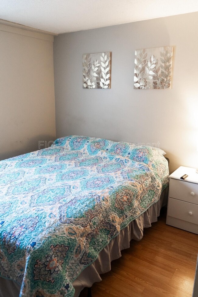 Photo - 707 W Race St Unidad 4